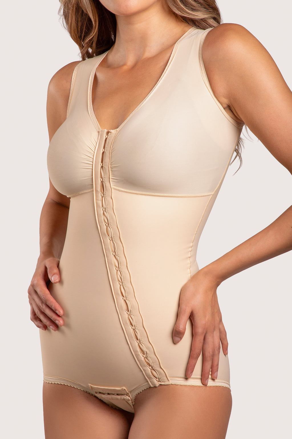 Faja Postquirúrgica de Espalda Alta con Cierre de Broches Lateral - Tipo Panty (BB11-NS)